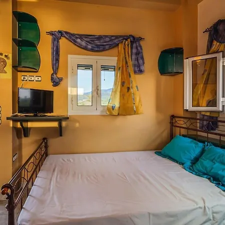 Seaside Oasis - Luxurious With Private Pool Vila Kyparissia