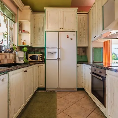Seaside Oasis - Luxurious With Private Pool Βίλα