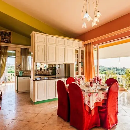 Villa Seaside Oasis - Luxurious With Private Pool *