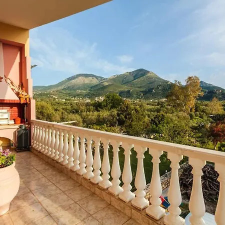Seaside Oasis - Luxurious With Private Pool Κυπαρισσία