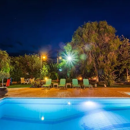 Seaside Oasis - Luxurious With Private Pool * Kyparissia